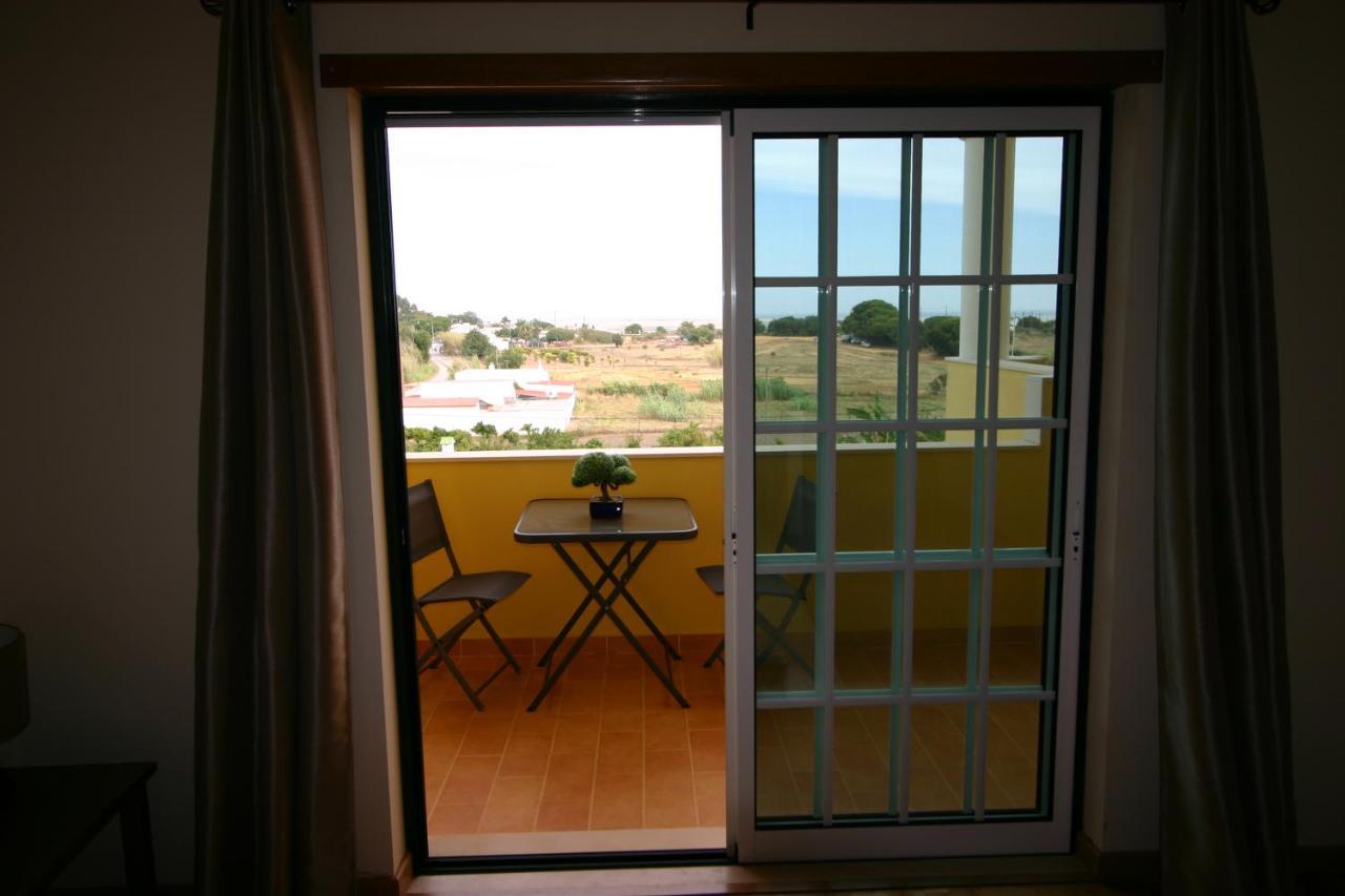 Villa Vista Mar Piscina Suites Fuzeta Kültér fotó